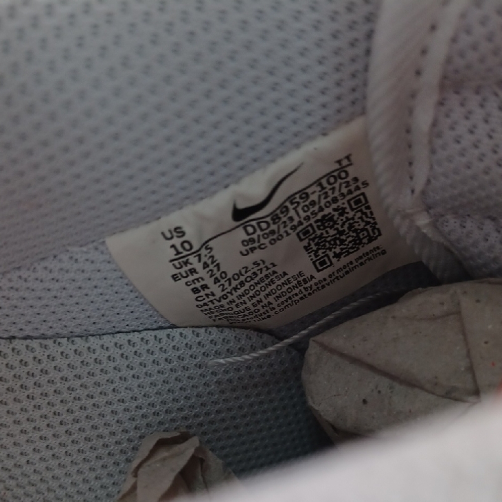 NEW Nike Air Force 1 Triple White Sneakers Men Size 10 US DD8959-100 - Picture 13 of 13